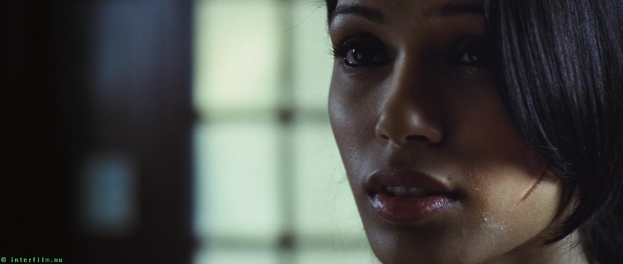 Скачать фильм Миллионер из трущоб / Slumdog Millionaire (BDRip )-3 скриншот