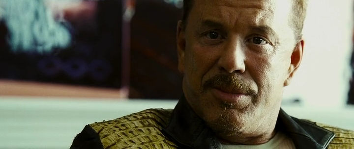 Скачать фильм Домино / Domino (2005)BDRip-6 скриншот